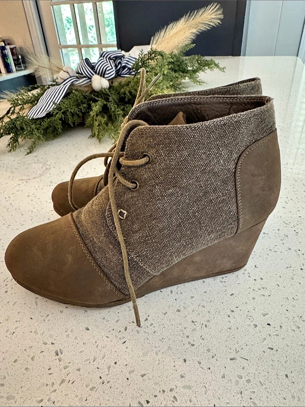 Pierre Dumas Terri Wedge Booties Brown